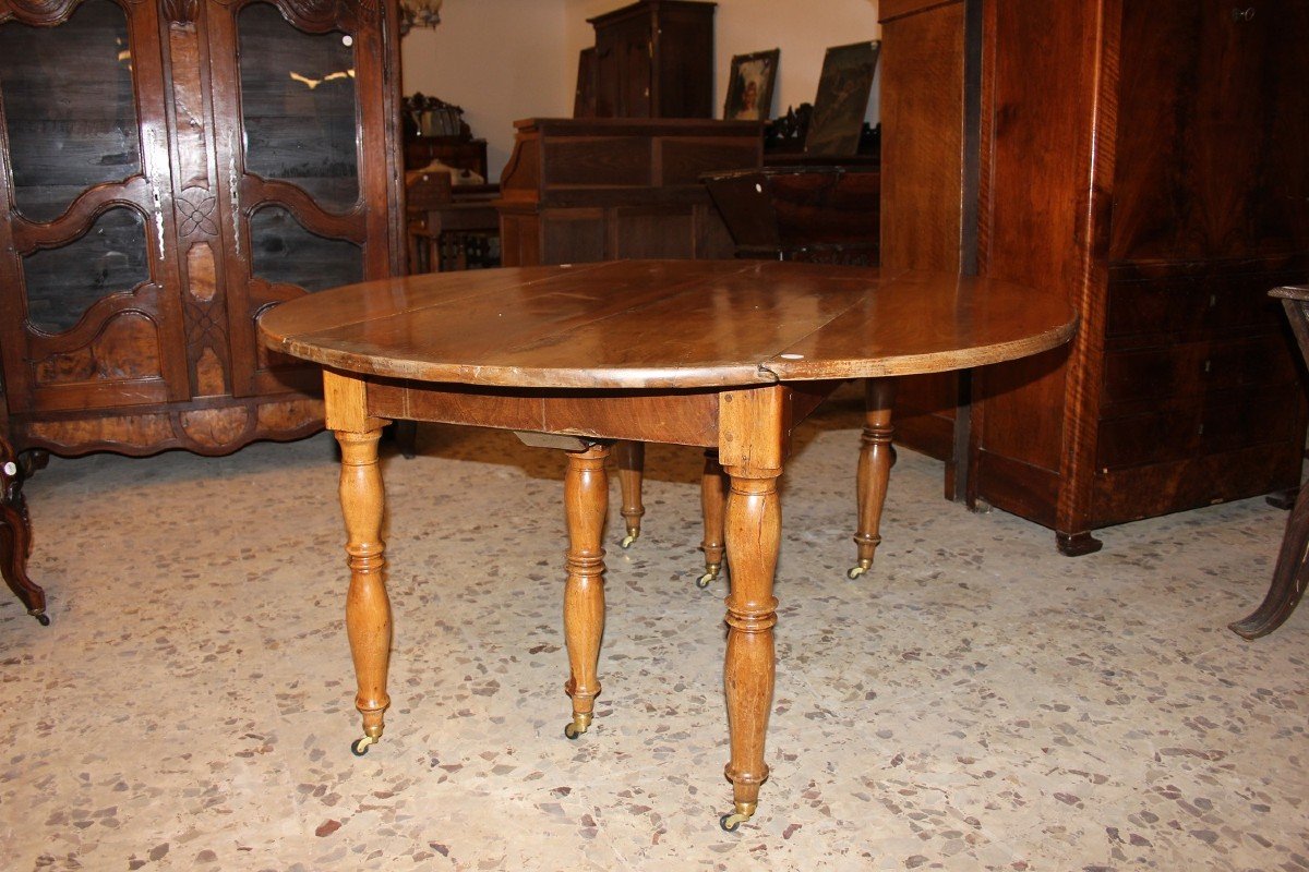 Circular Extendable Table With French Leaves From The 1800s-photo-4