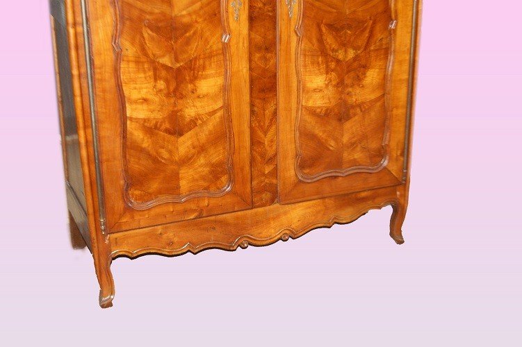 French Cabinet From The Late 1700s, Provencal Style, In Walnut And Heather Walnut-photo-3