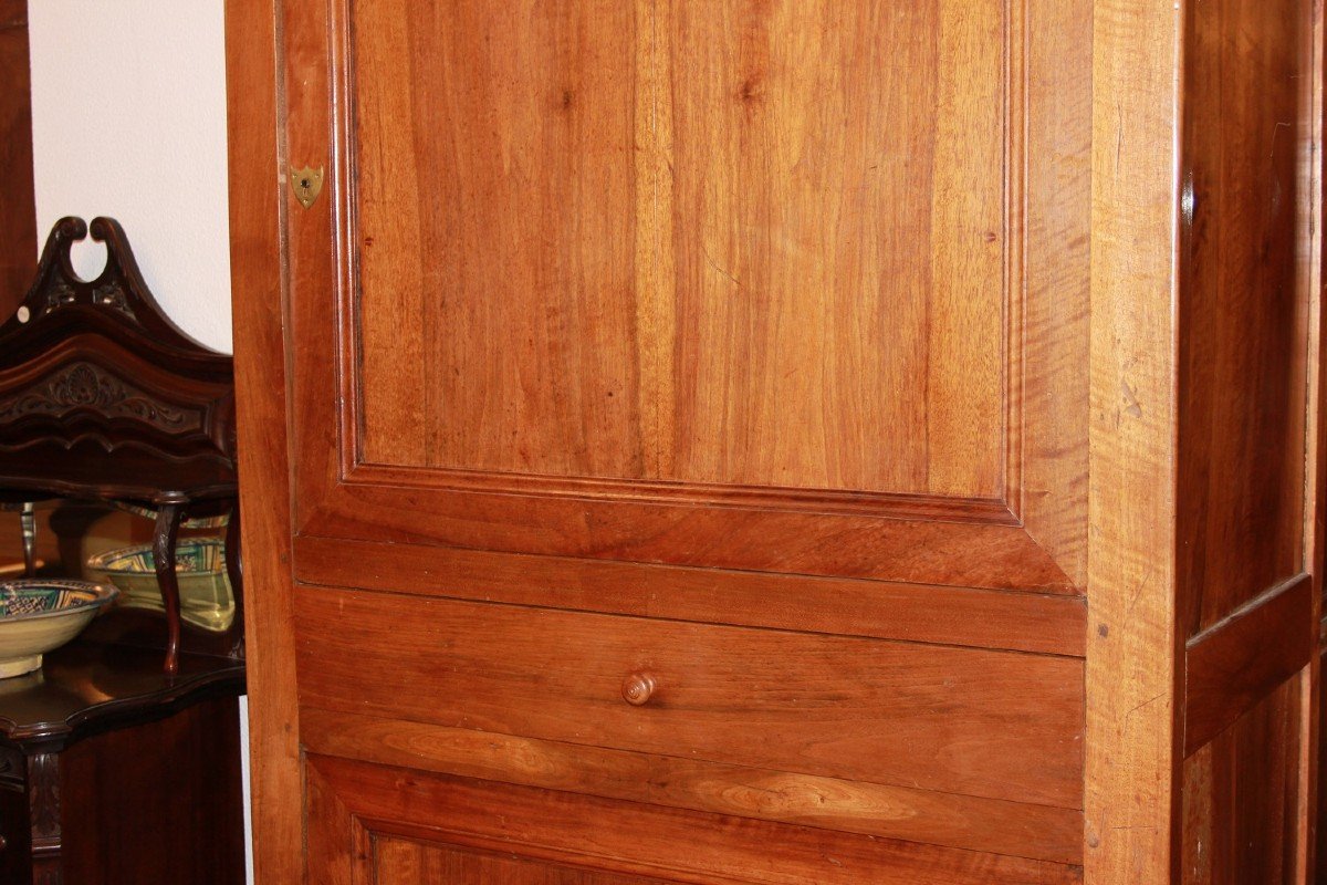 Tall French Louis Philippe Style Walnut Wood Wardrobe Cupboard-photo-4