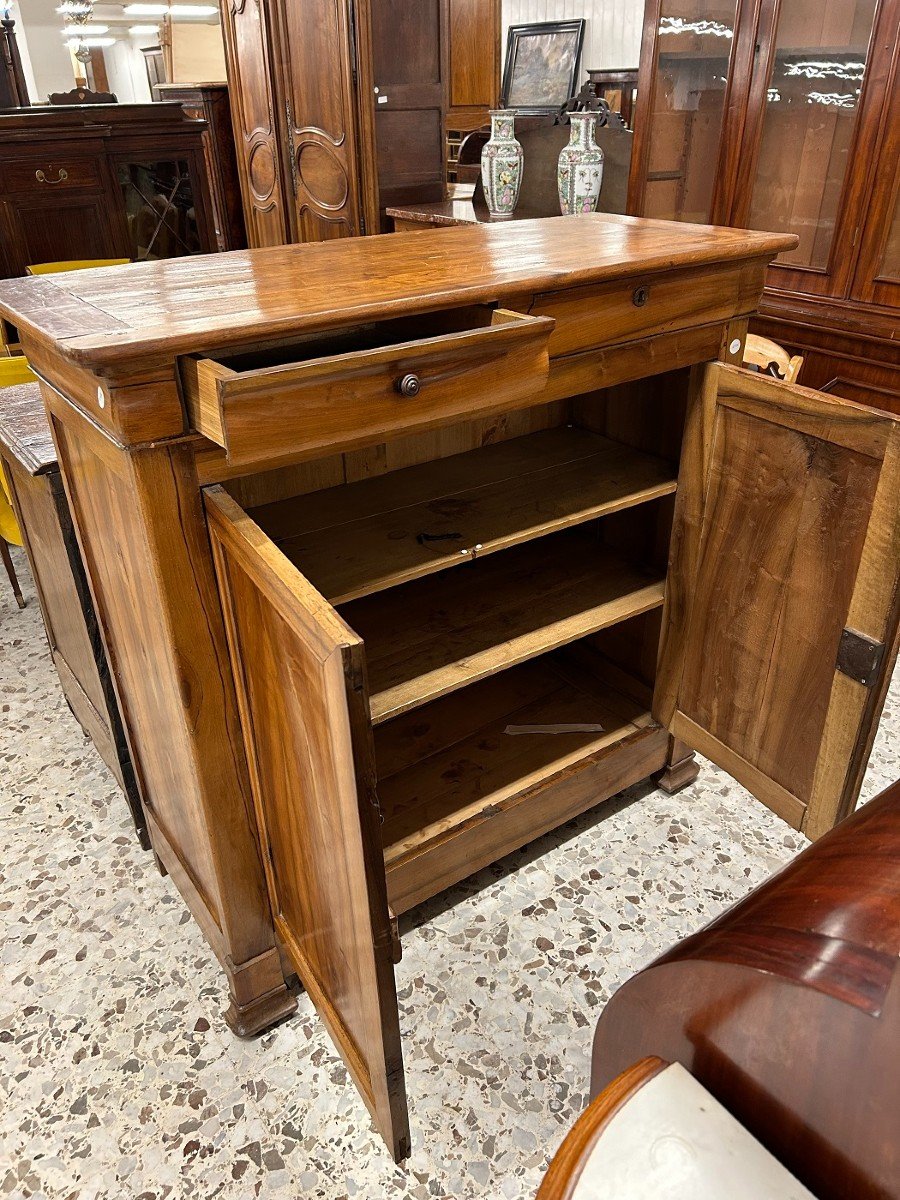 Buffet De Style Louis-philippe Français En Bois De Noyer Du XIXe Siècle Avec 2 Portes-photo-4