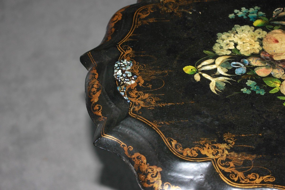 Petite Table Papier En Bois ébénisé Avec Peintures Et Incrustations De Nacre-photo-4
