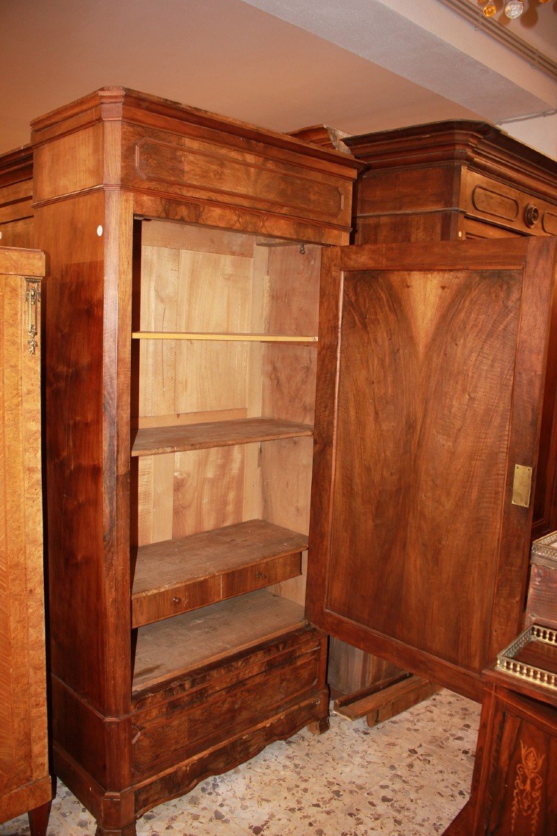 Armoire Penderie à Une Porte Style Louis Philippe En Noyer Et Ronce De Noyer-photo-4