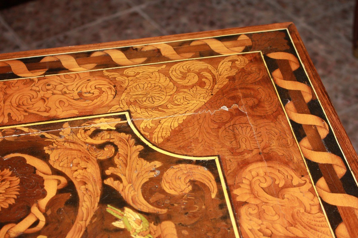 Table De Salon Italienne Du Début Du XIXe Siècle | Richement Marquetée En Bois Polychromes-photo-4
