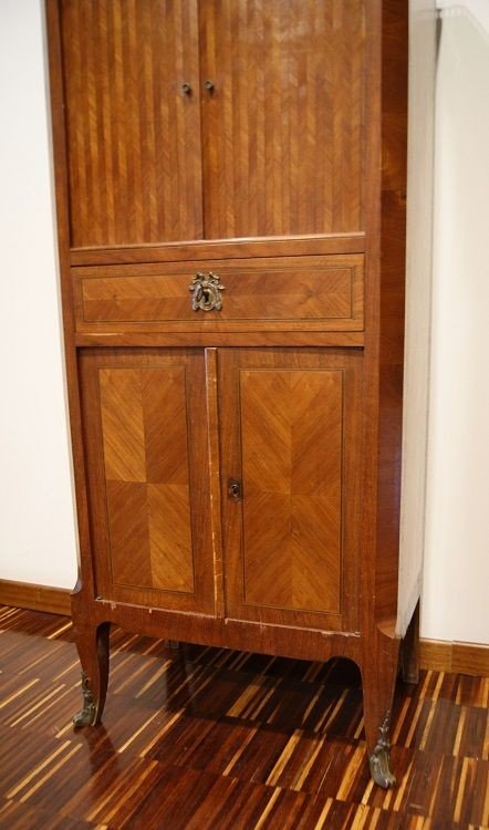 Armoire à Volets Roulants Apporte La Musique De Style Transition Française Des Années 1800-photo-4