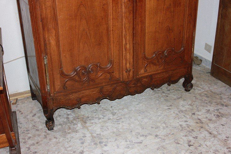 French Wardrobe From The Late 1700s, In Provençal Style, Made Of Cherry Wood-photo-3
