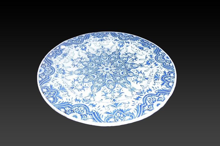 Large Circular French Plate From The Second Half Of The 1800s In Ceramic With Blue Decorations 