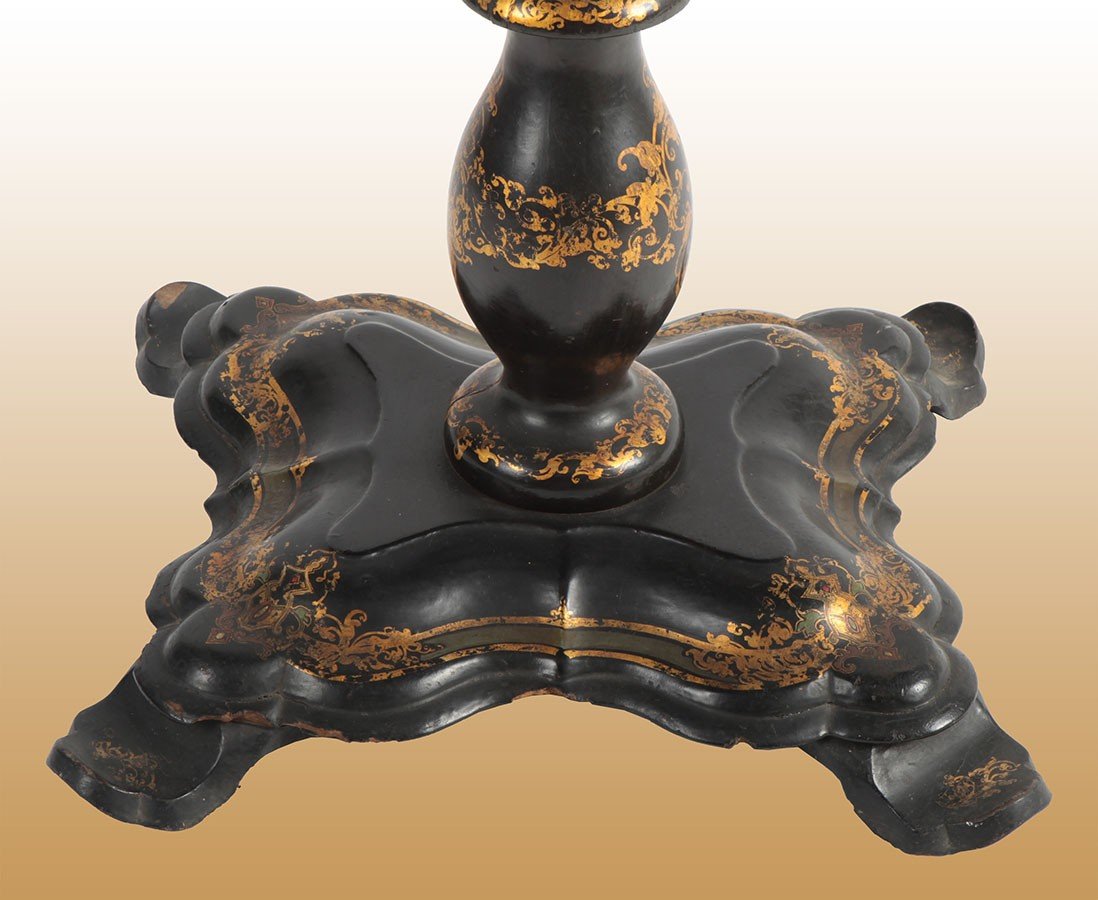 Black Lacquered Papier-mâché Coffee Table With Mother-of-pearl Application-photo-2