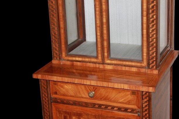 Vitrine Française Louis XVI – Milieu Du XIXe Siècle, Bois De Rose Marqueté, Haute Et étroite-photo-3