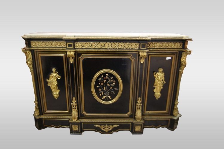Enfilade Boulle 1800 Avec Applications En Bronze Et Pierres Semi-précieuses