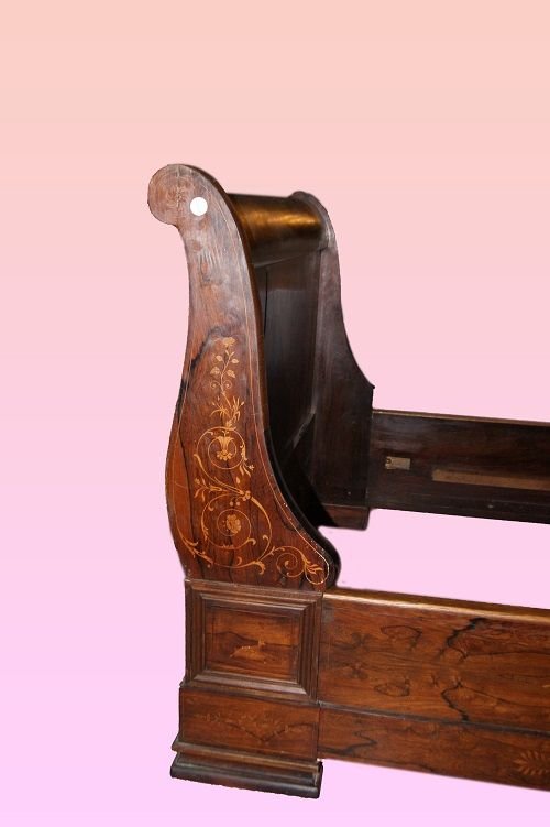 Large French Bed From The First Half Of The 1800s, Charles X Style, In Flamed Walnut Wood-photo-3