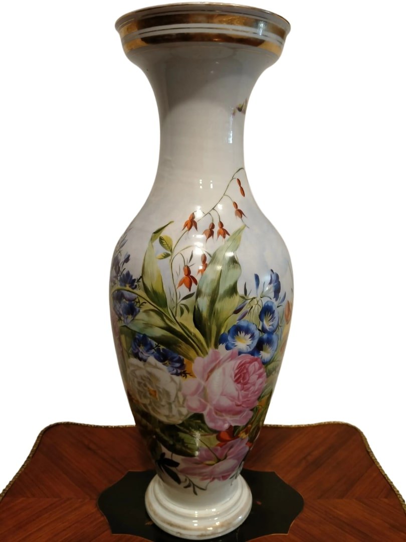 Ensemble De Deux Vases De La Vieille Paris Décorés Des Années 1800, Blancs Avec Motifs Floraux-photo-2