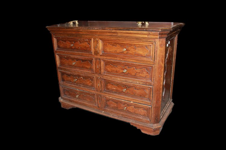 Superb 17th-century Tuscan Italian Chest Of Drawers Made From Fine Walnut Wood-photo-3