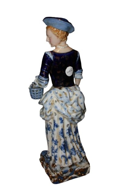 Statuina In Porcellana Francese Di Fine 1800 Raffigurante Dama Con Cesto Di Fiori.   Provenienz-photo-1