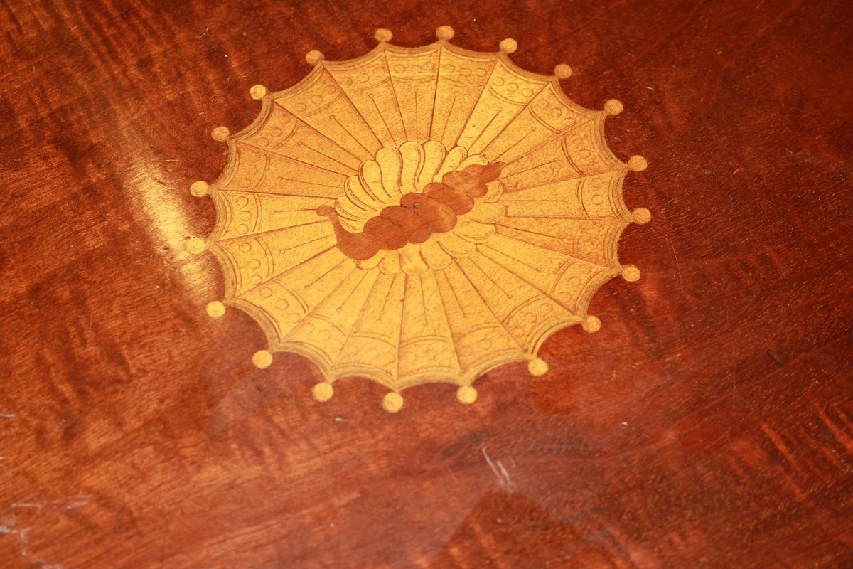 Petite table victorienne en acajou avec marqueterie – XIXe siècle-photo-2