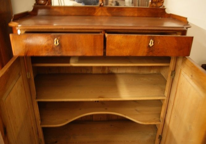 High Sideboard, Northern Europe From The Mid 1800s, Biedermeier Style In Mahogany Feather-photo-1