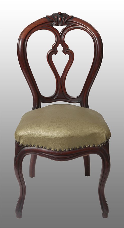Group Of Six Mahogany Chairs With Openwork Back, Cabriole Legs, And Carved Details