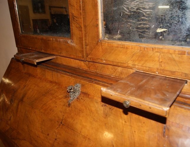 Italian Overmantel From The Early 1700s, Louis XV Style, In Walnut-photo-4
