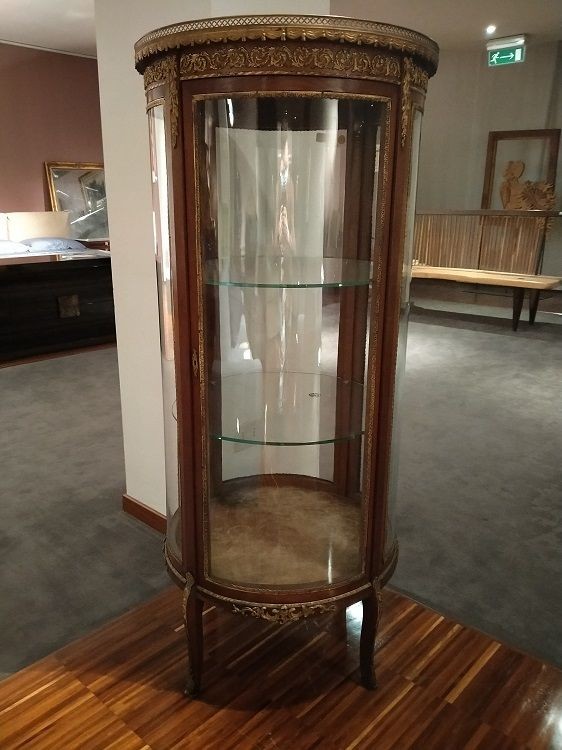 Small French Mahogany Round Display Cabinet With A Single Door, In Transition Style
