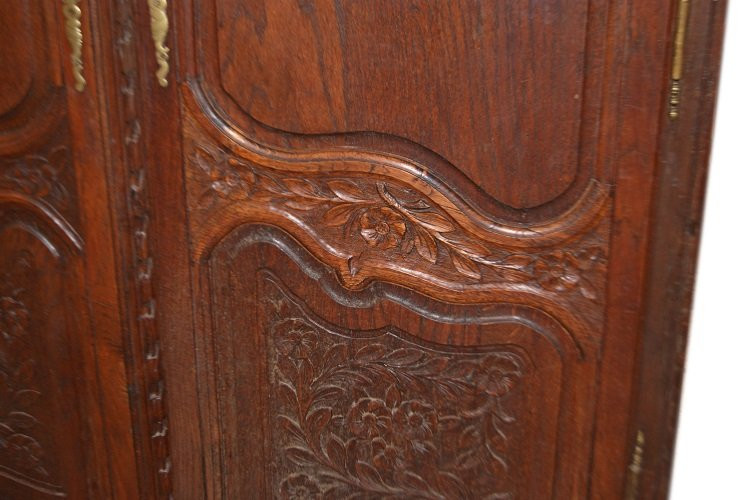 Grande Armoire Française Sculptée De La Fin Du XVIIIe Siècle-photo-4