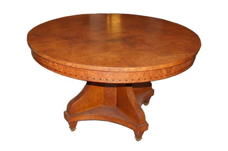 Table De Style Empire Autrichien Du XIXe Siècle En Bruyère d'érables 1800