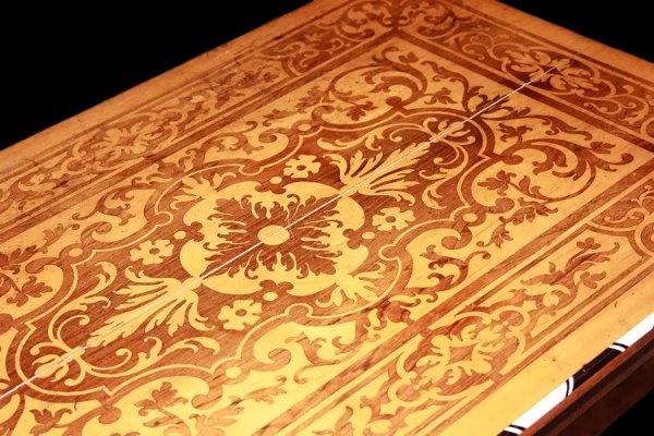 French Mid-19th-century Small Table With A Dutch-influenced Design, Crafted From Rosewood-photo-4