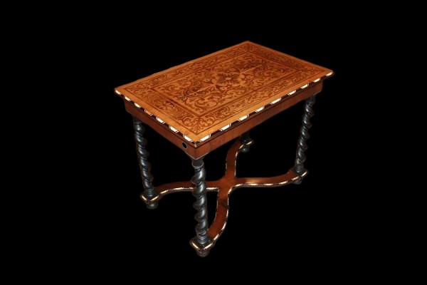 French Mid-19th-century Small Table With A Dutch-influenced Design, Crafted From Rosewood