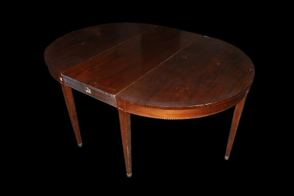 Extendable Oval English Table From The Second Half Of The 1800s, Victorian Style, In Mahogany -photo-1