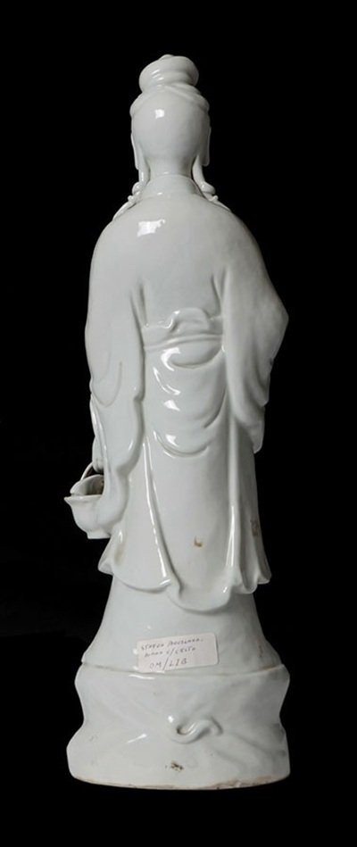 Chinese White Porcelain Sculpture From The Late 1800s Of A Young Woman Holding A Basket With A -photo-3
