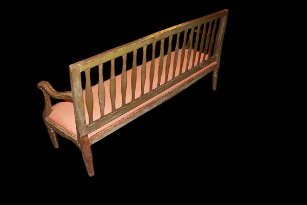 Italian Sofa From The Late 1700s, Louis XVI Style, In Gilded Wood. It Features An Open Back Wit-photo-1