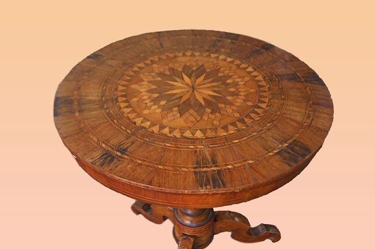 Petite Table Circulaire Sorrentine Datant Du XIXe Siècle, Richement Marquetée-photo-2