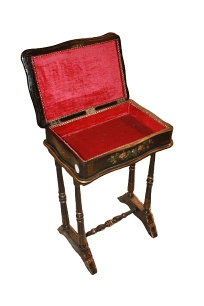 French Vernis Martin Sewing Table – 19th Century Painted Antique Table-photo-1