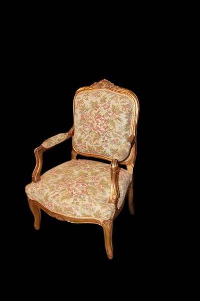 French Living Room From The Mid-1800s, Louis XV Style, In Gilded Wood With Gold Leaf Consisting-photo-3