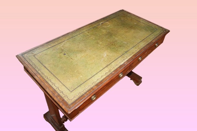 Bureau Victorien En Acajou Du XIXe Siècle Avec Un Plateau En Cuir Vert-photo-2