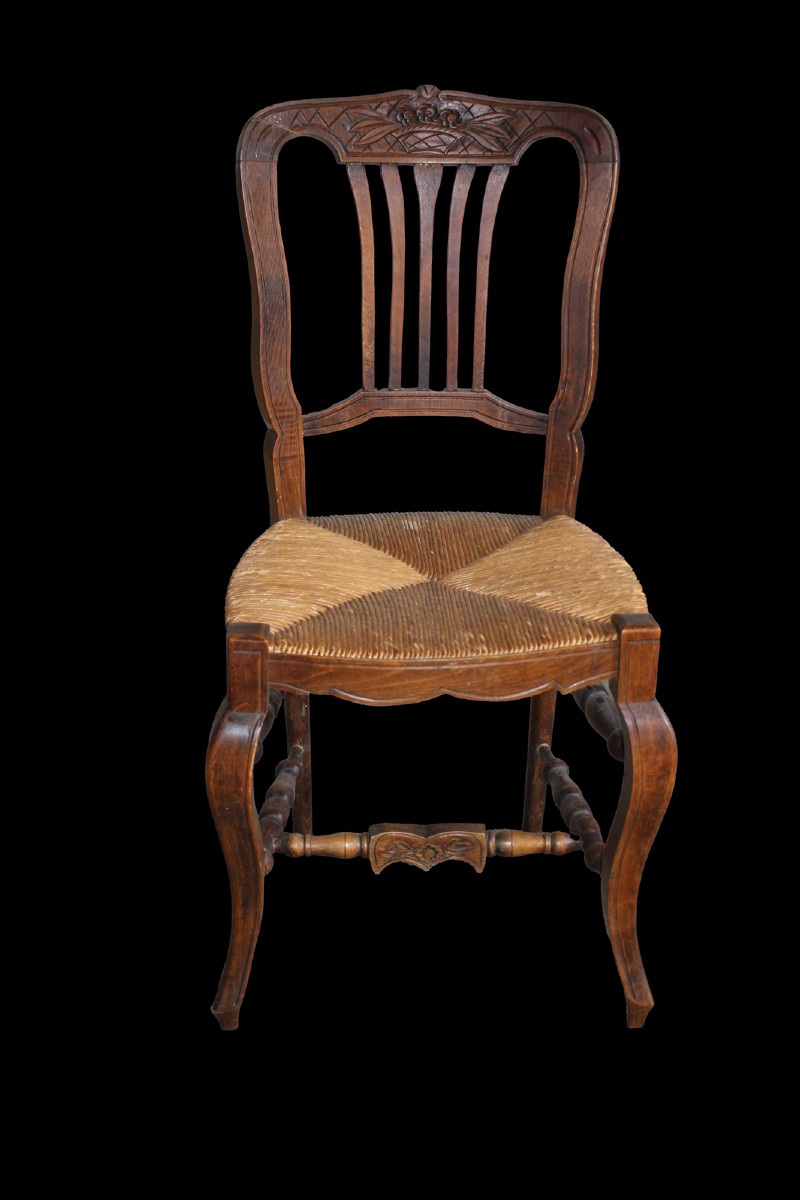 Group Of 4 French Provencal Chairs From The Late 19th Century