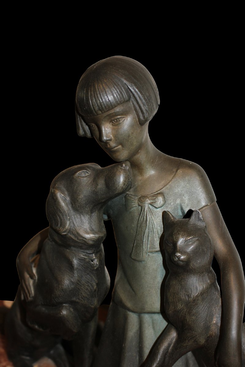 Sculpture Art déco française représentant une jeune fille , signée P. Sega-photo-2