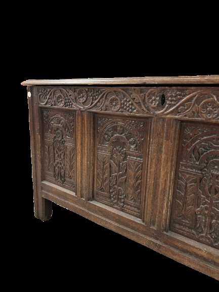 Large French Walnut Chest With Rich Carvings – Second Half Of The 19th Century-photo-2