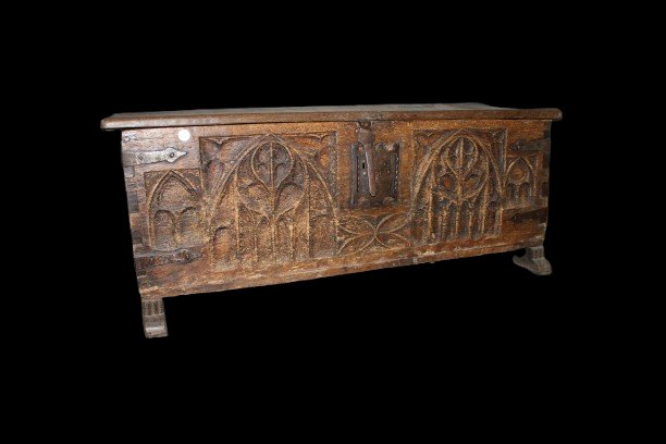 Coffre française en chêne sculpté – Seconde moitié du XVIIIᵉ siècle-photo-4