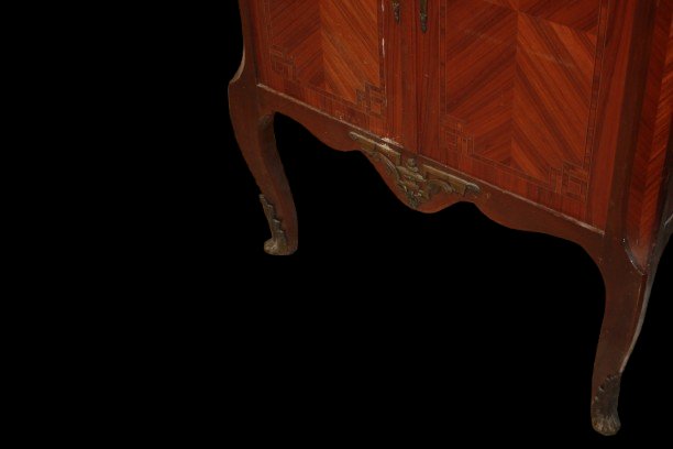 Petit cabinet français en bois de violette – Style Louis XV, seconde moitié du XIXᵉ siècle-photo-3