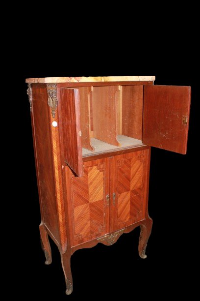 Petit cabinet français en bois de violette – Style Louis XV, seconde moitié du XIXᵉ siècle-photo-4