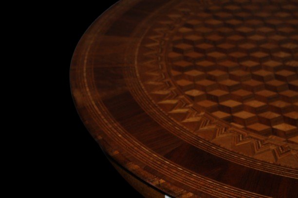 Table Ronde Italienne de Sorrente en Noyer avec Marqueterie – Première Moitié du XIXe -photo-2