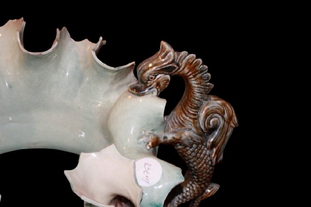 French Late 19th – Early 20th Century Decorative Piece With Rose Motif And Seahorse Handles-photo-2