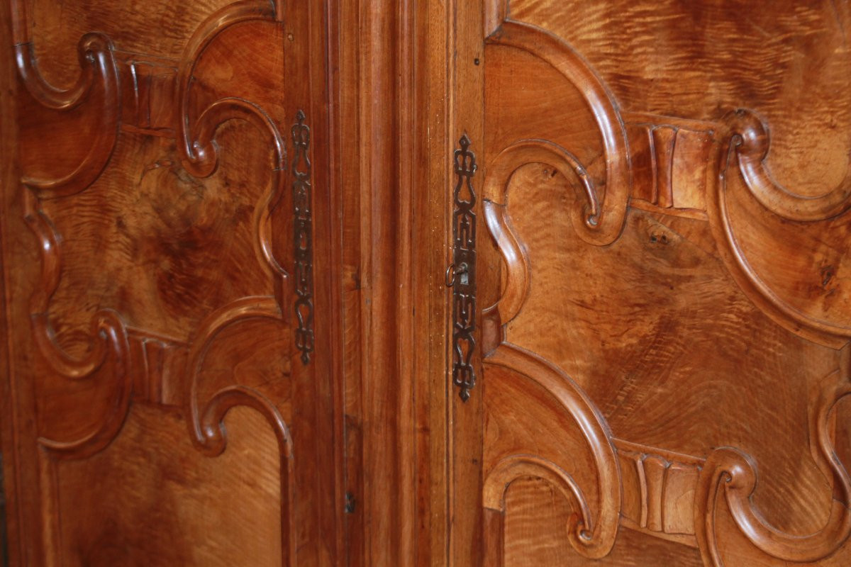 Grande armoire ancienne française style provençal en noyer, XVIIIe siècle-photo-3