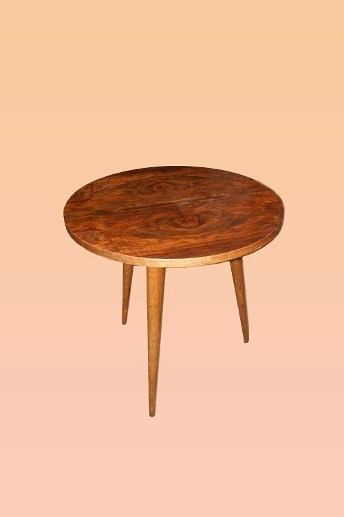 Early 20th-century French Art Deco-style Round Coffee Table Made Of Walnut Wood