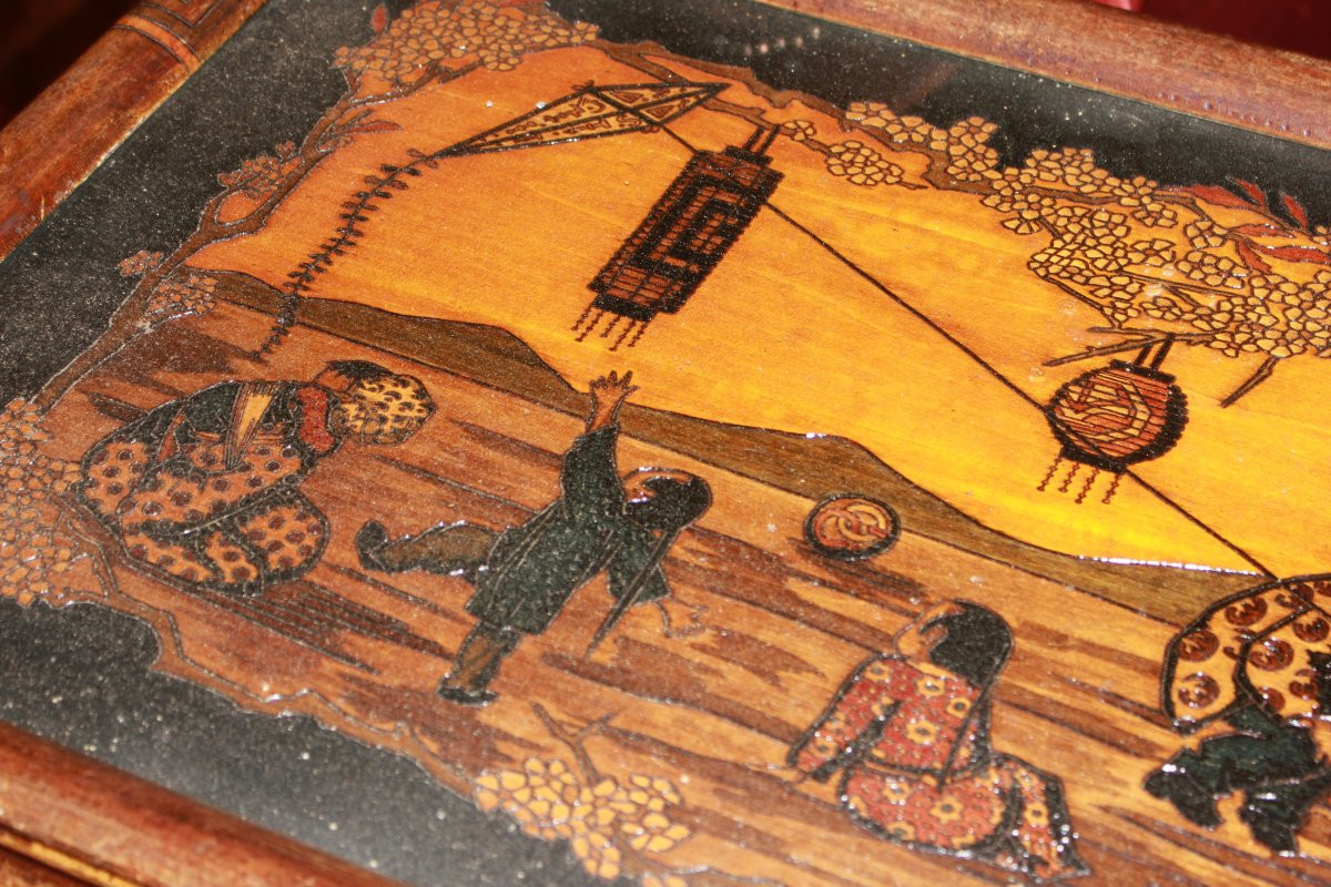 19th-century French Chinoiserie Coffee Table Featuring A Scene With Figures-photo-4