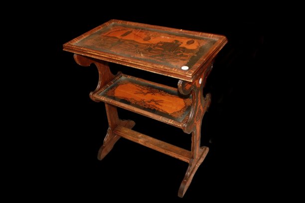 19th-century French Chinoiserie Coffee Table Featuring A Scene With Figures-photo-1