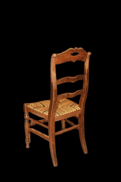Groupe de 4 chaises campagnardes avec assise en paille de rivière fin du XIXe siècle-photo-3