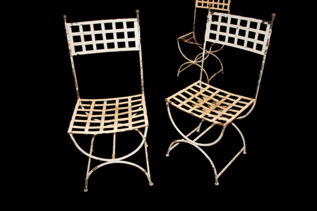 Set Of 4 Italian Iron Chairs From The Early 1900s