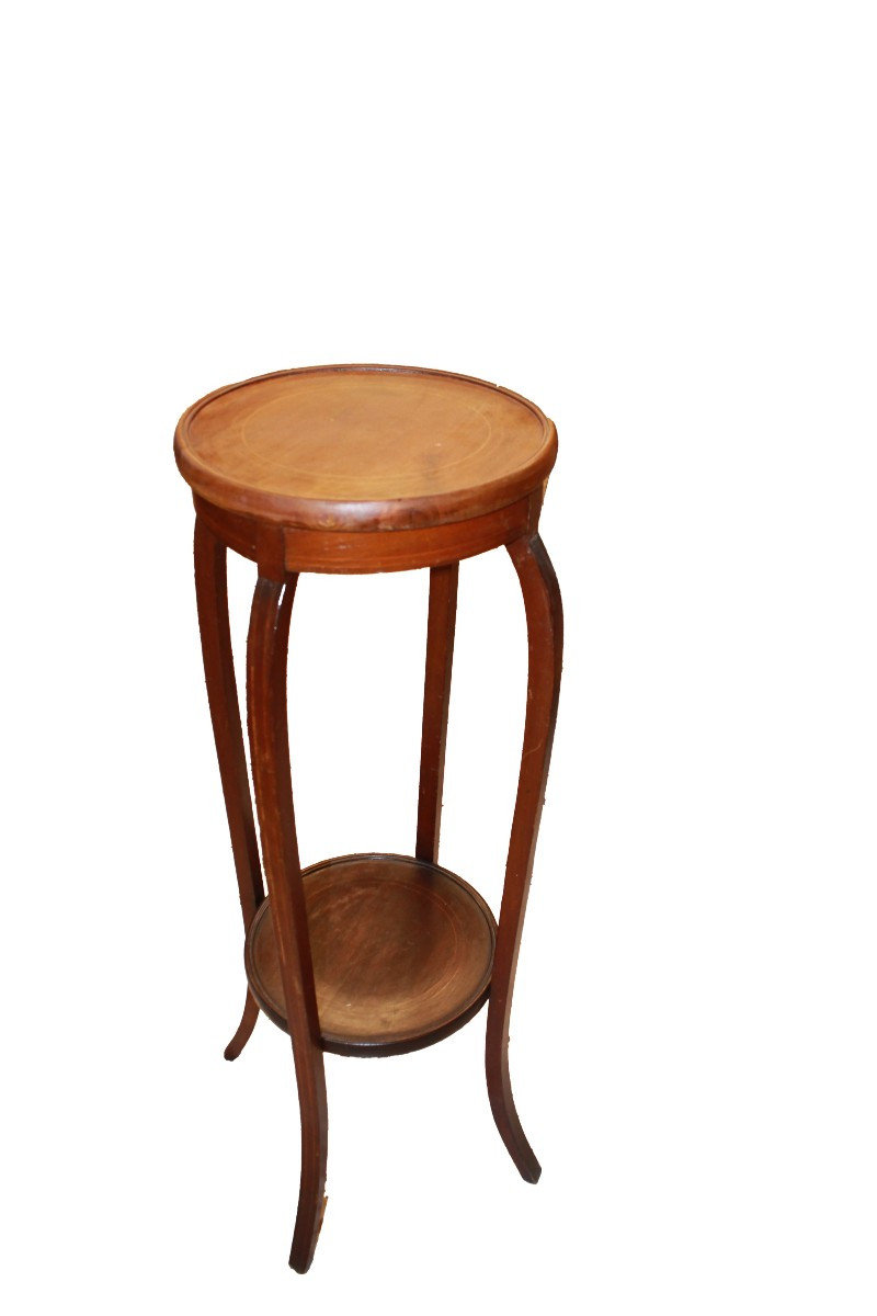 Vittoriano Circular Plant Stand In Mahogany