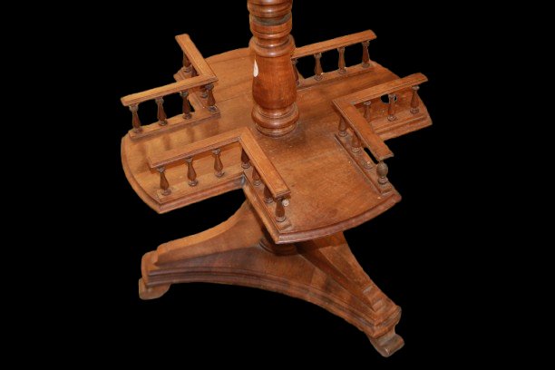 Table à fumer ancienne française de goût oriental en noyer avec plateau ouvrant, XIXe siècle-photo-4