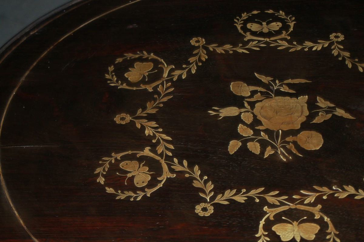 Table circulaire française style Charles X en palissandre avec marqueterie de laiton, -photo-2